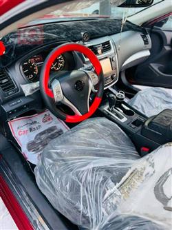 نيسان ألتيما